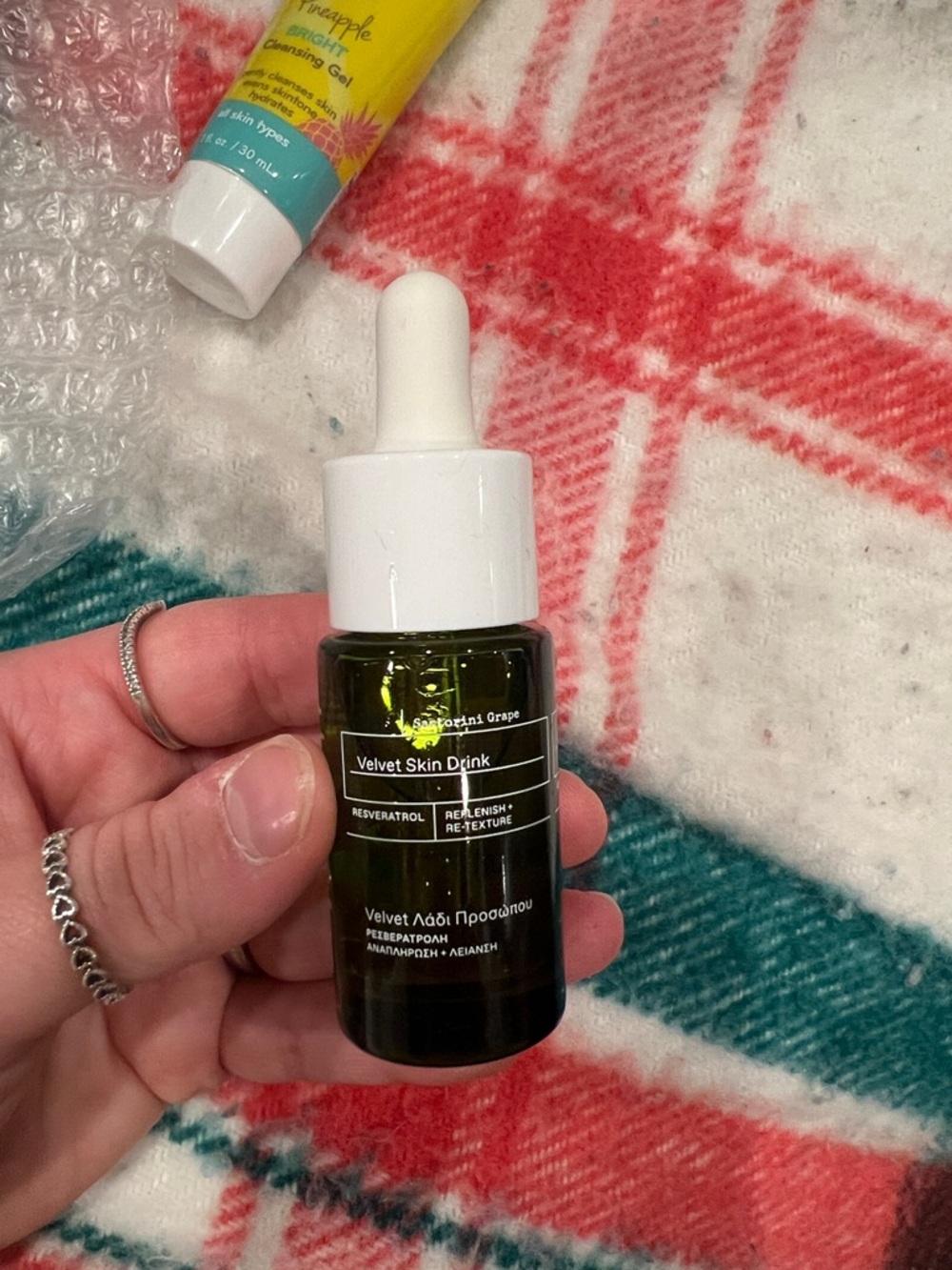 Korres Velvet Skin Drink Face Oil Serum - Green and White